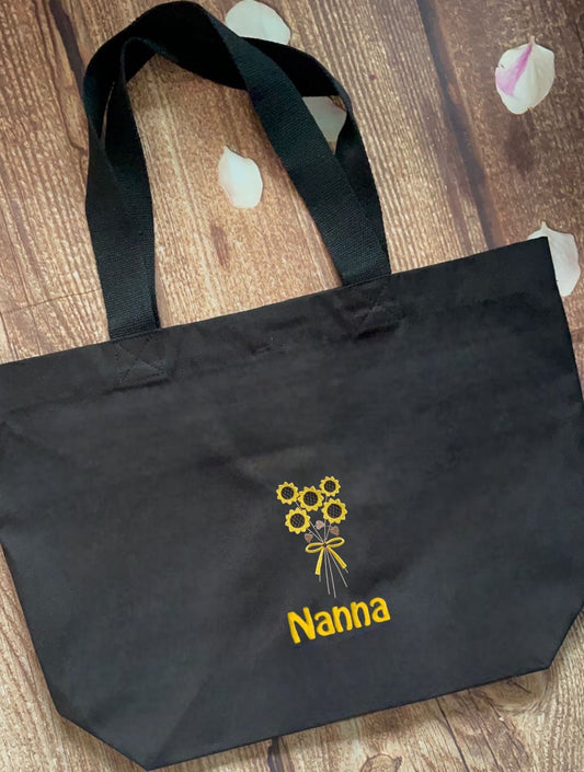Embroidered flowers personalised canvas tote bag / Mothers Day present /birthday. Choice of flowers, perfect for Mum, Nanny / Granny